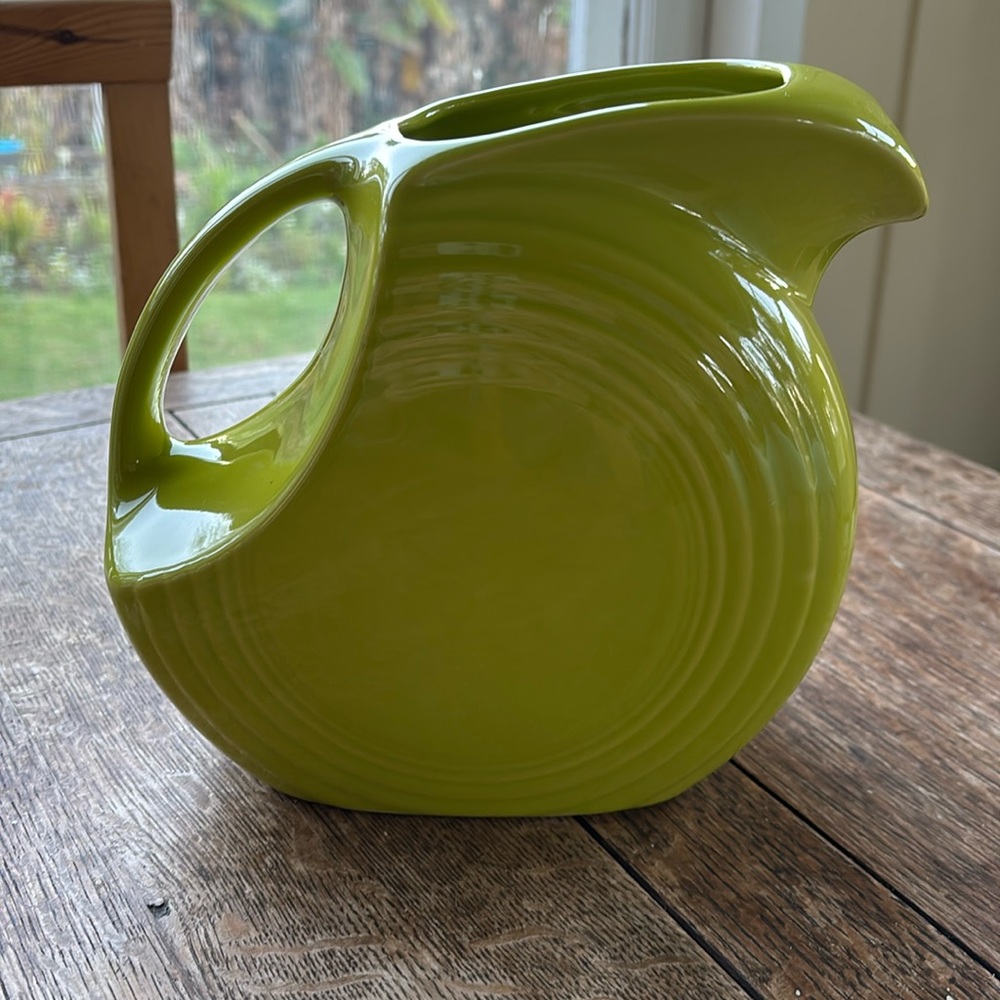 Fiesta Large Disk Pitcher Lemongrass